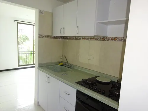 Apartamento En Arriendo En El Refugio. Cod A8105