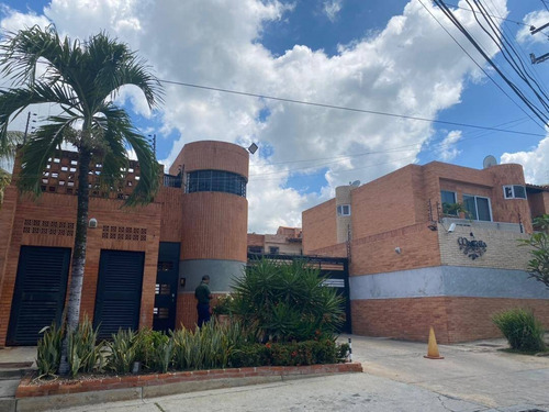 Imagen 23 de 24 de Townhouse En Venta En Mañongo Cod. 156464