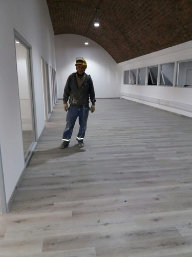 Imagen 2 de 5 de Pintor De Obras Y Albañil