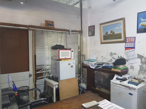 Venta - Local 244 M2 C/entrada P/camión - Cordón
