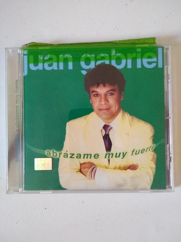 Juan Gabriel Abrázame Muy Fuerte (Usado)