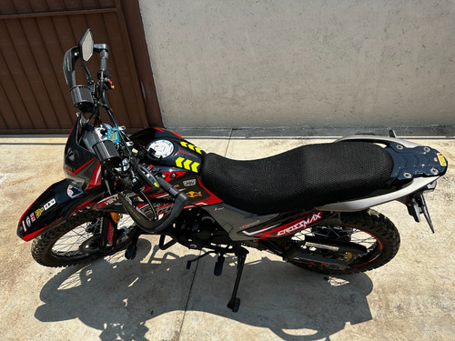 Motocicleta Vento Crossmax Pro 250 