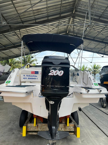 Focker 240 Ano 2010, Motor Mercury 200hp,revisado E Perfeito