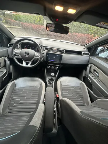 Renault Duster ICONIC MT 1300CC T 4X4