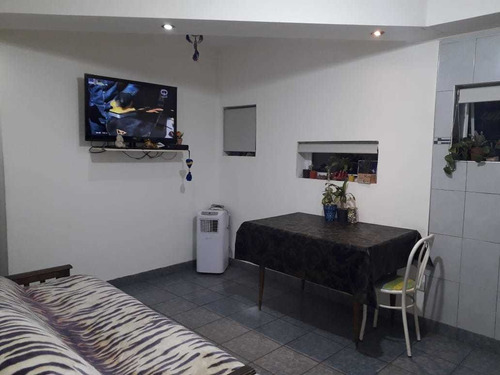 Vendo Local Con Depósito Y Departamento 2 Amb En Planta Alta