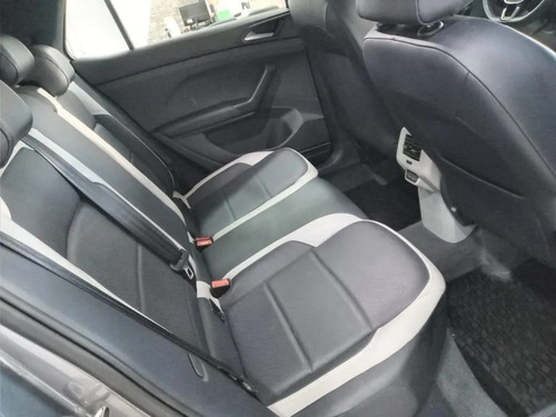 Imagen 24 de 25 de Volkswagen T Cross Highline At