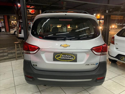 Imagem 3 de 8 de Chevrolet Spin 1.8 Activ 8v