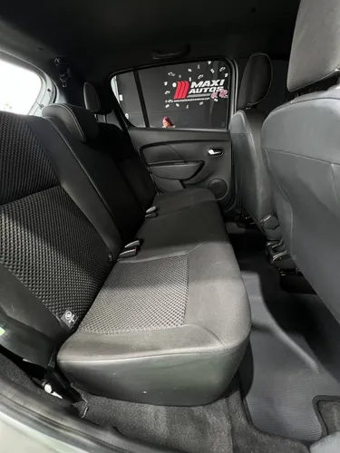 Renault Logan 1.6 Privilege / Intens