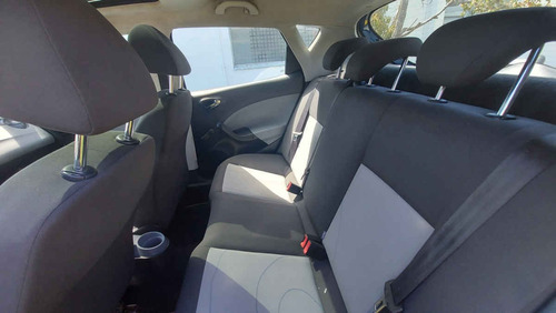 Imagen 11 de 15 de Seat Ibiza 2013 5p Blitz 5vel 2.0l