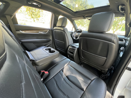 Cadillac XT5 3.7 Platinum At