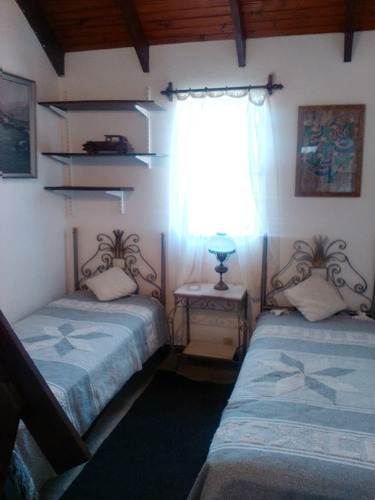 Imagen 8 de 13 de Casa En Atlántida, Barrio Jardín. Exelente Ubicación
