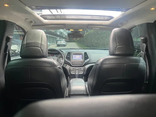 Jeep Longitud Modelo 2020