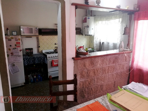 Imagen 5 de 11 de Casa En Venta En Castelar
