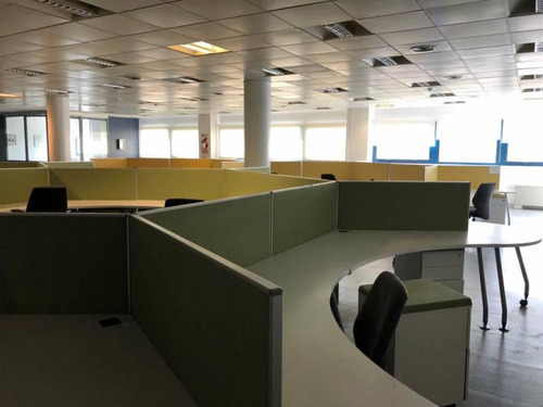 Depósito En Alquiler 15.000 M2 - Barracas