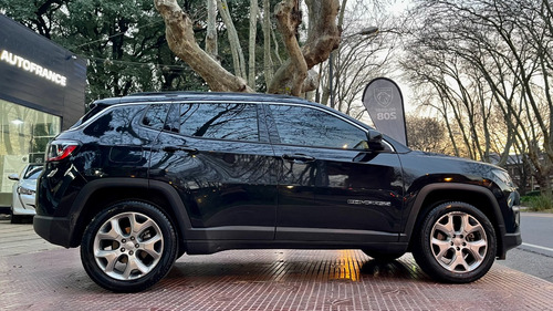 Imagen 9 de 25 de Jeep Compass Longitud