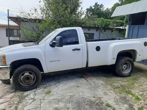 Imagen 12 de 18 de Camion Silverado Chevrolet4x2 Hd3500 Cajon Baquero
