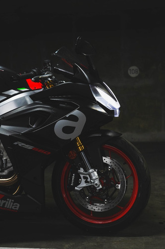 Imagen 24 de 25 de Aprilia Rs 660 Financiación Disponible