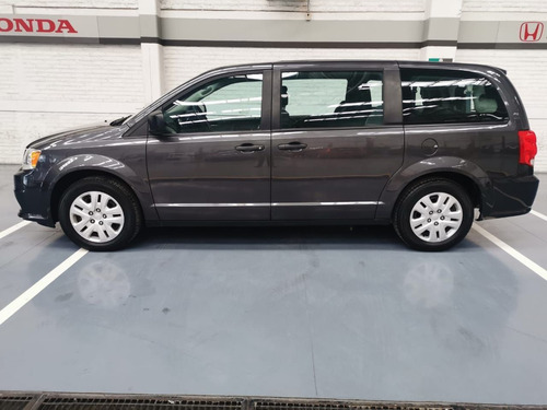 Imagen 4 de 15 de Dodge Grand Caravan 2018 3.6 Se At