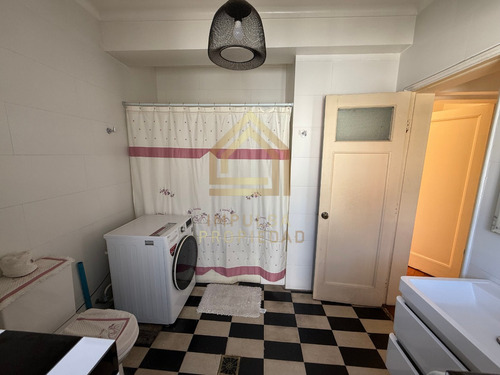 Depto. 132 M2 En Centro De Concepción, Uso Residencial