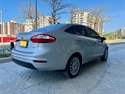 Ford Fiesta 1.6 Sportback Titanium