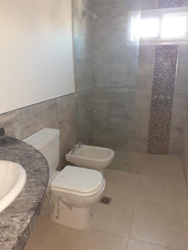 Imagen 8 de 10 de Casa A Estrenar- 3 Dormitorios