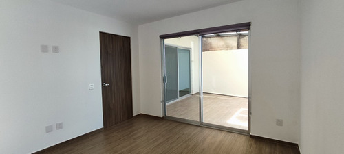 Imagen 8 de 12 de Casa En Renta Con Recamara En Planta Baja Condominio Villas El Roble 1 Corregidora Queretaro En Zona De Tejeda