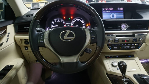 Imagem 10 de 15 de Lexus Es Es-350 3.5 24v 284cv 2013/2013