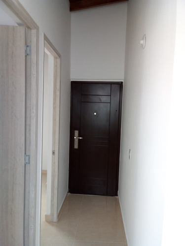 Imagen 11 de 20 de Venta De Apartamento En La Estrella A Cinco Calles Del Parque Principal