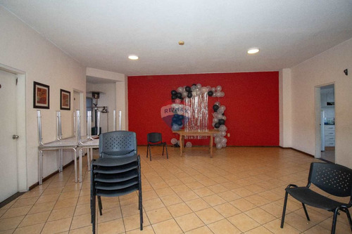 Venta Apartamento 2 Dormitorios Balcón Centro