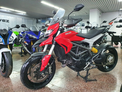 Ducati Hyperstrada 821 Impecable 3700km Permutas