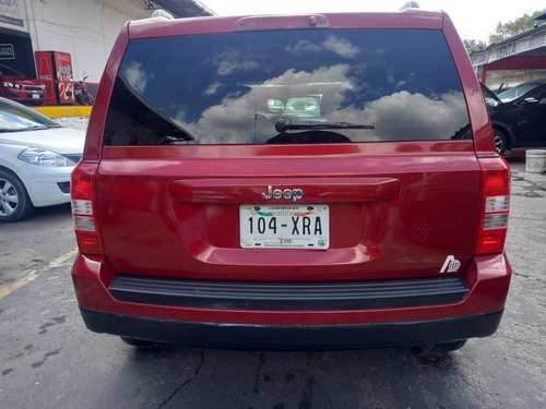 Imagen 5 de 10 de Jeep Patriot 2011 2.4 Sport Cvt 4x2 Mt