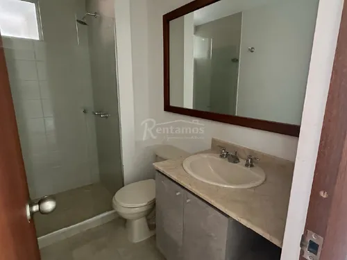 Apartamento En Arriendo En Cumbres. Cod A776085