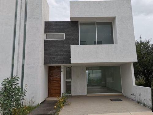 Imagen 1 de 13 de Estrena Casa Con Roof Garden Y 3 Recámaras. Venta - El Mirador