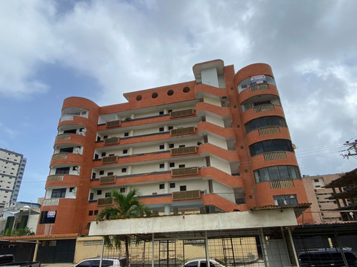 Apartamento En Morrocoy Tucacas, De 1h 2b 1e, Para 6 Personas  