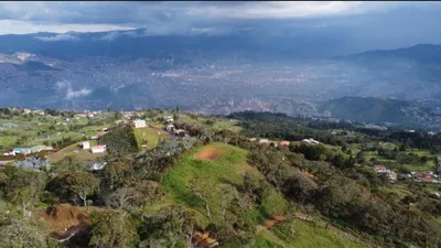 Lote y casalote en venta