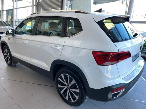 Imagen 4 de 9 de Volkswagen Taos Highline #27