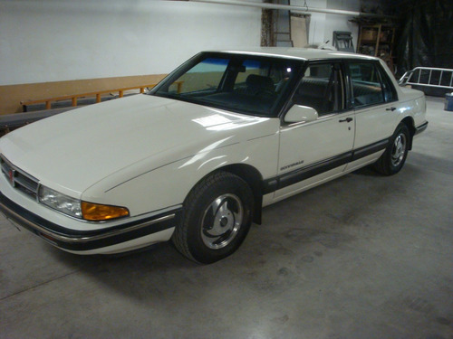 Pontiac Bonneville 1989