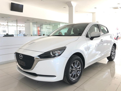 Imagen 1 de 10 de Mazda 2 Touring Sport Automático Hatchback