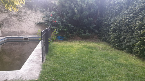 Casa Impecable Amplia 5 Ambientes En Ituzaingó Centro