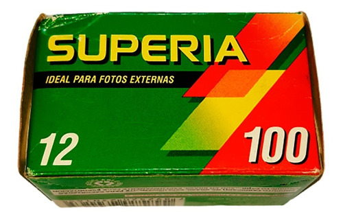 Rollo Fujifilm Superia 12 Fotos 100 Asas 35mm