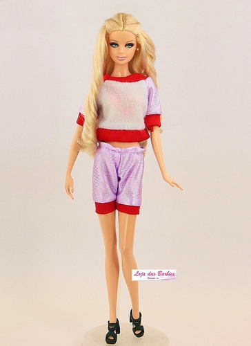 Roupa P/ Boneca Barbie + 2 Sapatos Roupinha Sapatinhos 86f
