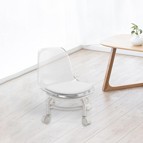 Taburete Con Ruedas Bajo Y Silla Giratoria Con Claro