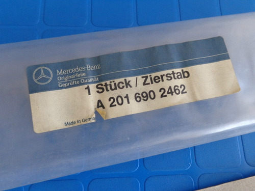 Mercedes Benz W201 Moldura Guardabarro Inf Del Der 190 E D