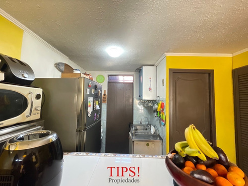 Imagen 6 de 24 de Linda Casa De Dos Pisos, Tipo Depto En La Comuna De La Reina