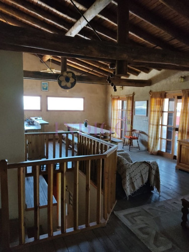 Amplia Casa En Alto De Punta Piedras, Con Parrillero Y Capacidad Grande- Ref: 618