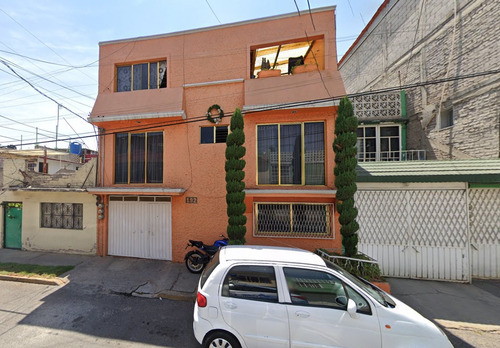 Casa En Venta En Col. Metropolitana, Nezahualcóyotl, St08