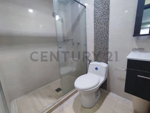 En Venta Casa Bote Sector A