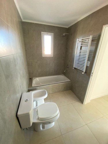 Imagen 9 de 16 de Hermosa Casa A Estrenar En Con Pileta Santa Ines Canning