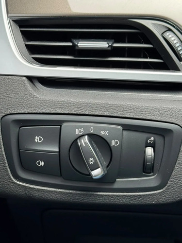 BMW X1 SDRIVE20i 2.0 TURBO 4X2 AUTOMATICA BLINDADA
