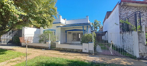 Venta Casa 3 Ambientes A Refaccionar - Padua Sur
